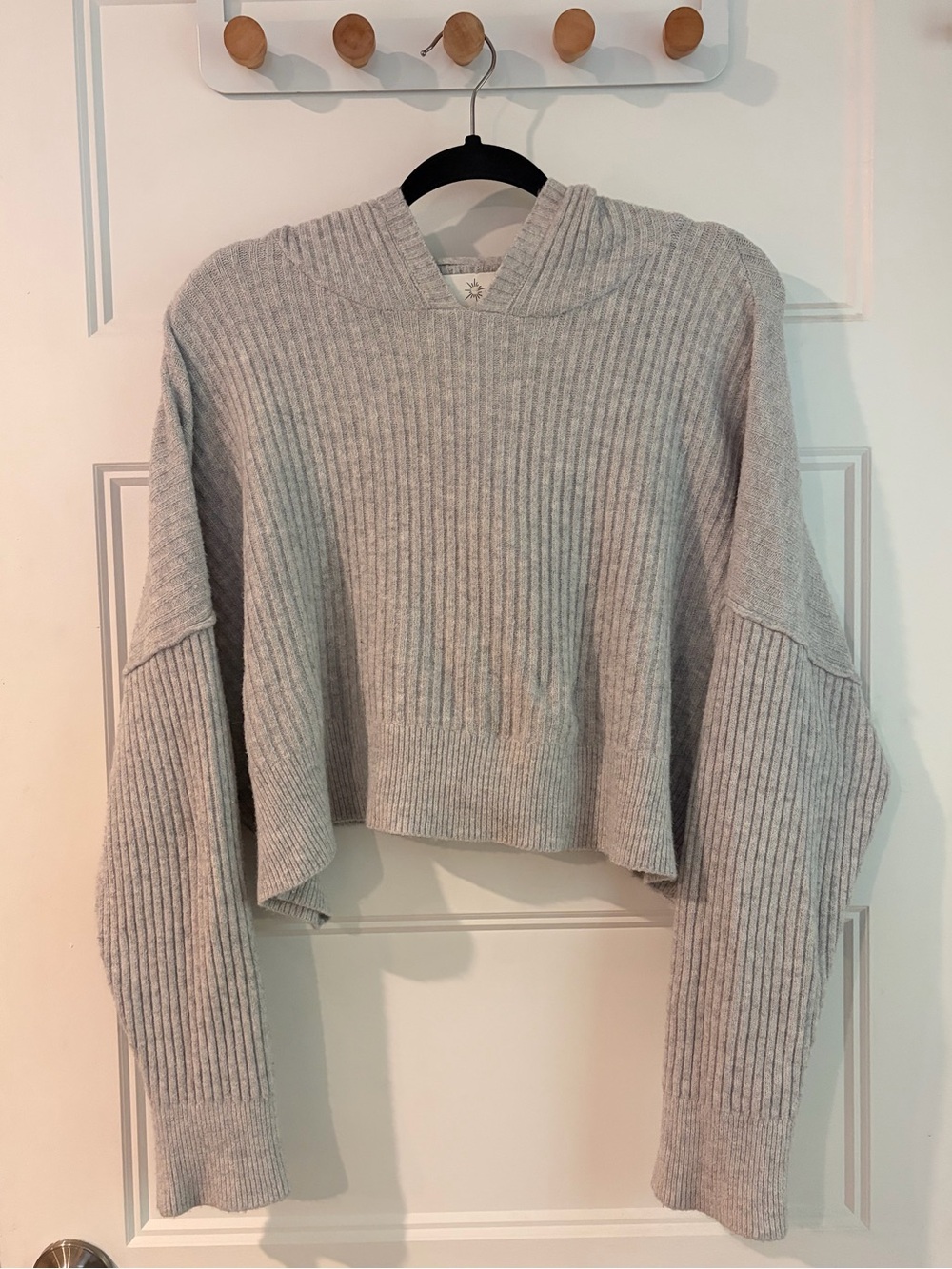 Offline by Aerie Light Grey Cropped Ribbed Sweater | XXL